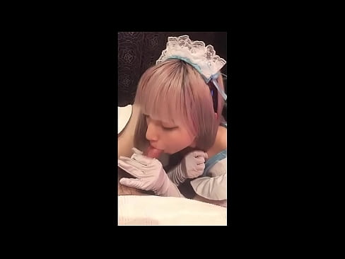 ❤️ Ídolo japonês [mayuka], roupa de empregada francesa, parte 1, broche e masturbação com loção ️ Porno em nós