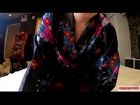 ❤️ A jovem cosplay girl adora sexo até o orgasmo com um esguicho em uma cavaleira e um broche. Garota asiática com ratas peludas e belas mamas em traje tradicional japonês em vídeo amador mostrando masturbação com brinquedos para foder. Sakura 3 OSAKAPORN. ️ Porno em nós