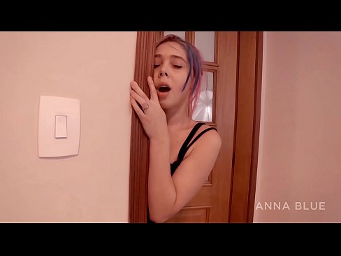❤️ Eu me vinguei de meu irmão. Tive sexo com sua namorada. vingança lésbica. ️ Porno em nós